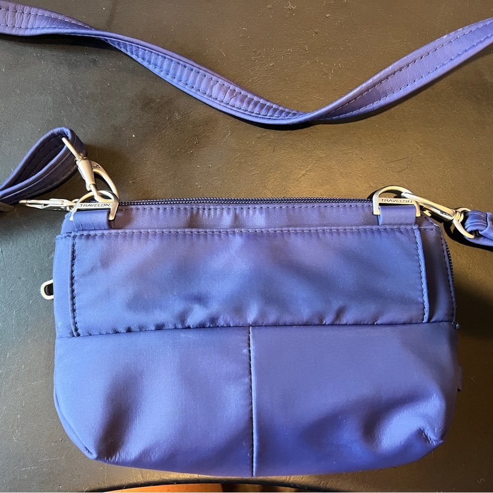 Travelon crossbody